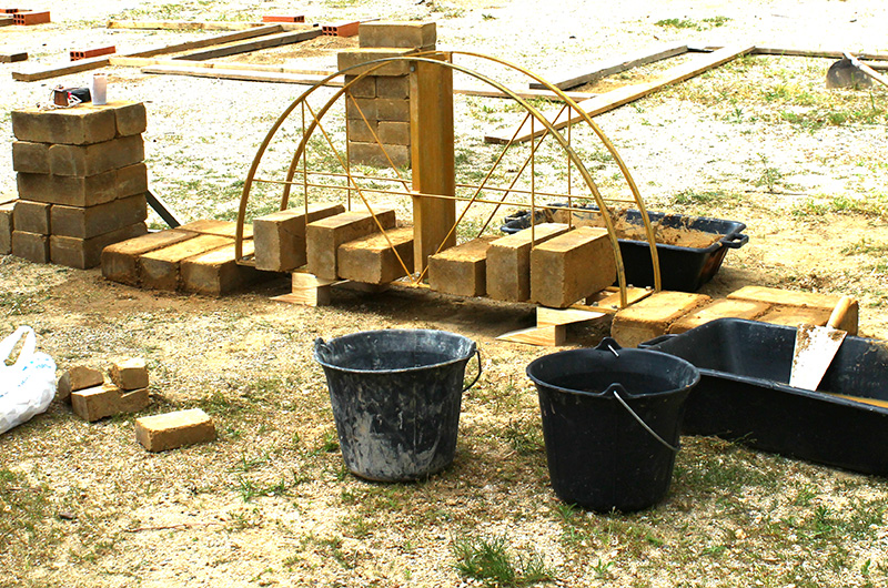 Construcció d'AVC (Arcs, Voltes i Cúpules) amb terra